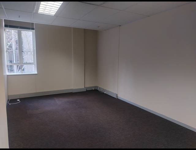 154M² BUILDING TO LET IN CAPE TOWN CITY CENTRE